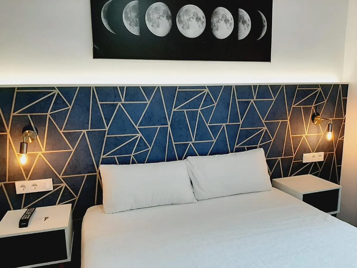 Hostal Laia By Gaiarooms Barcelona Gasthof