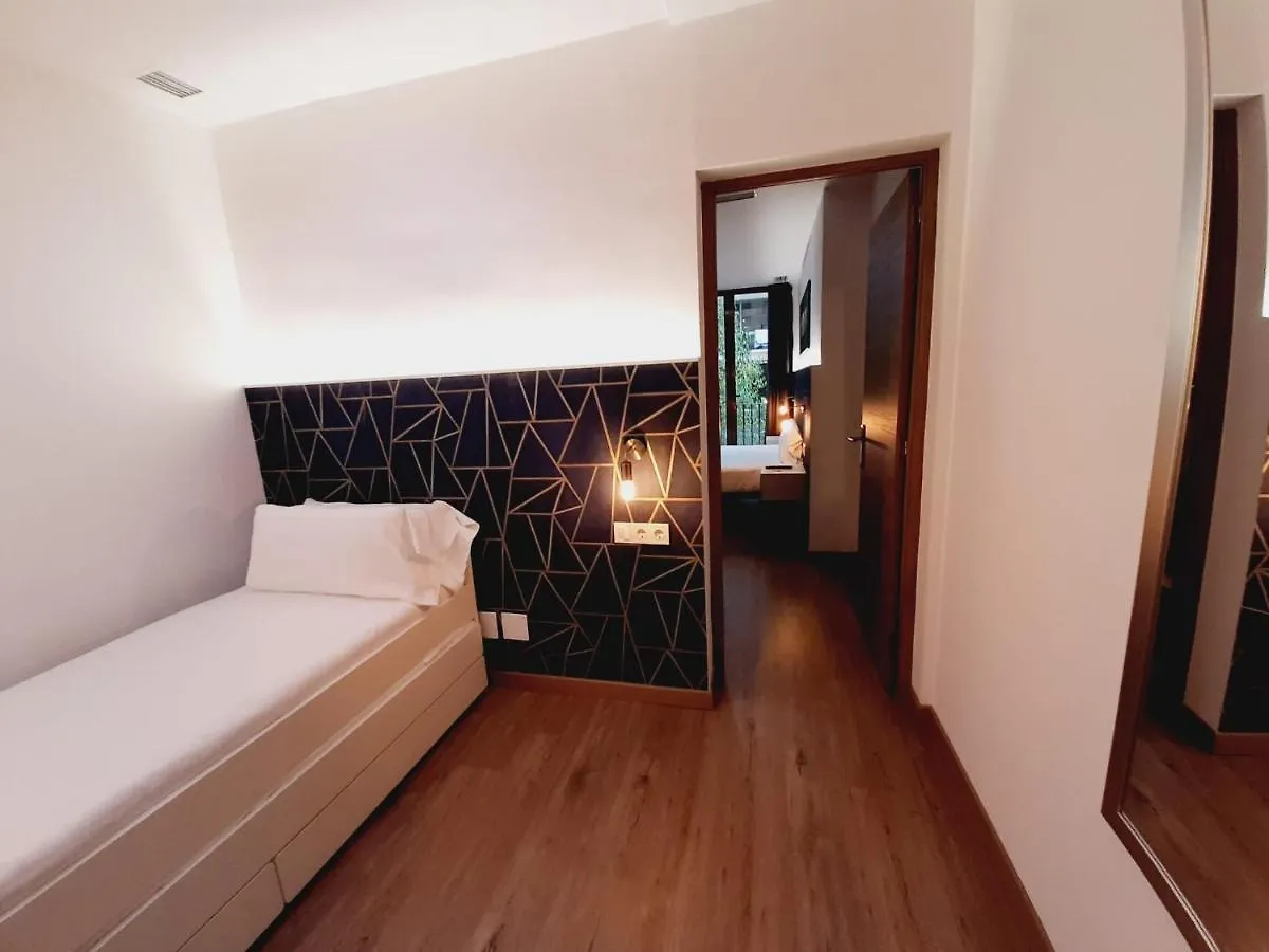 Hostal Laia By Gaiarooms Barcelona Spanien