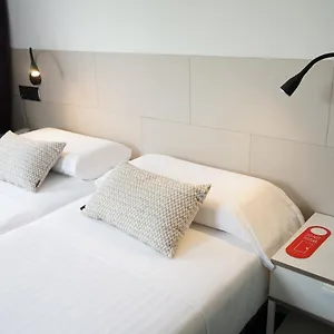 2* Pensión Q